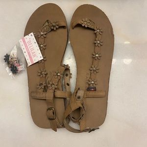 RAINBOW SANDALS WOMEN'S DELILAH SIZE 10 NWT.
